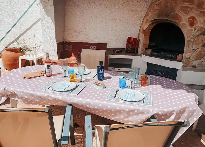 Villa Fantastica Con Vistas A La Bahia Y Con Pisciana