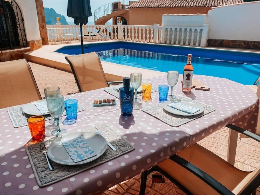 Fantastica Con Vistas A La Bahia Y Con Pisciana Villa *